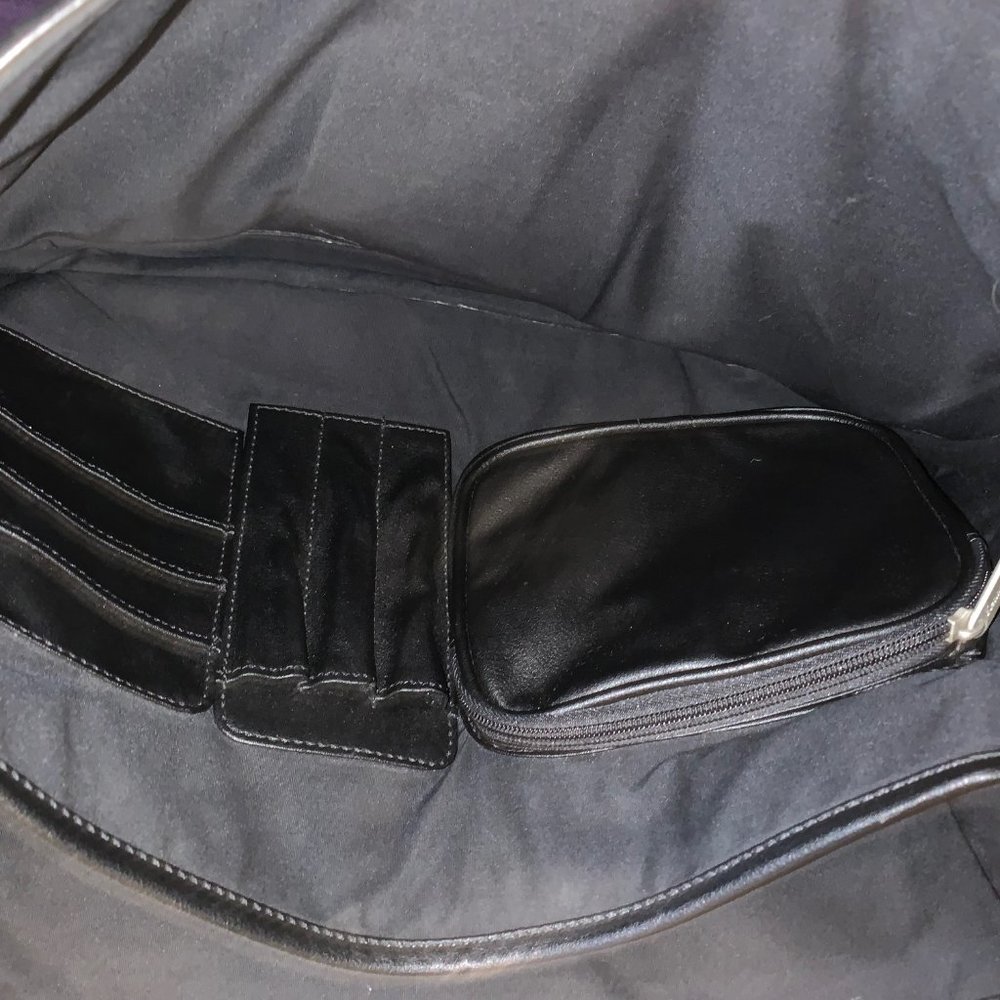 Authentic Kenneth Cole Briefcase - Picture 5 of 12